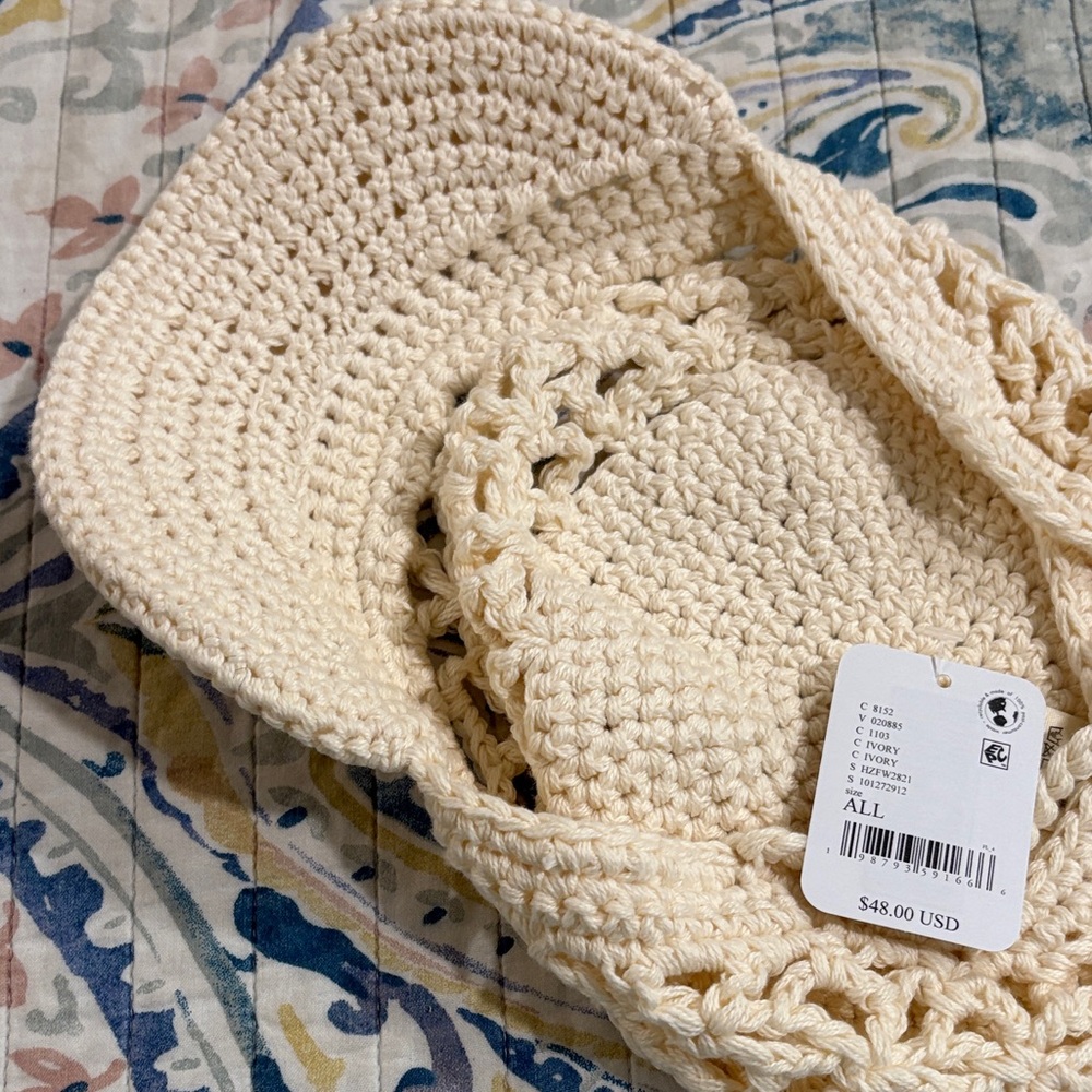 Free People Cream Crochet Hat - Picture 3 of 8